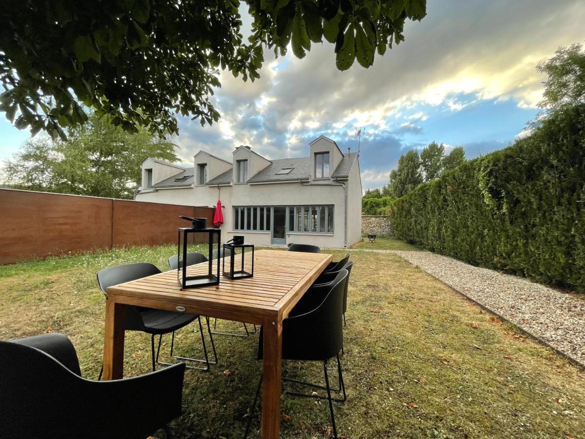 Maison De Campagne Entierement Climatisee Avec Grand Jardin Villa Pressagny-lʼOrgeuilleux Exterior foto